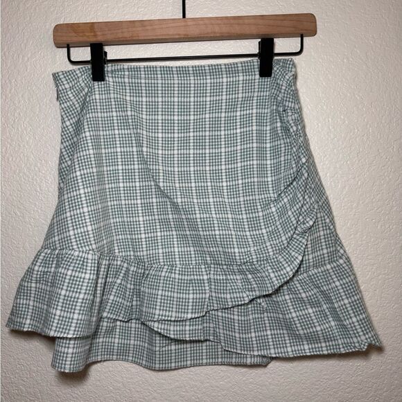 Altar’d State Mini Ruffle Skirt - Picture 1 of 5